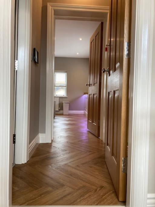 Apartment - Devonshire Court *