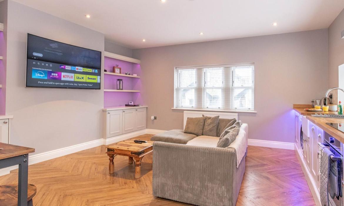 - Devonshire Court *